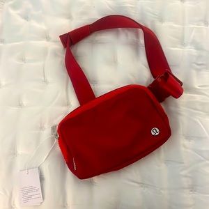Lululemon belt bag